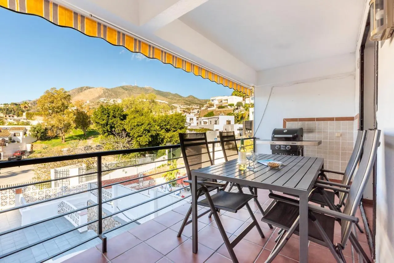 Апартаменты Casa Torremuelle I - 2-Bedroom Holiday Home With Pool, Bbq & Terrace Бенальмадена