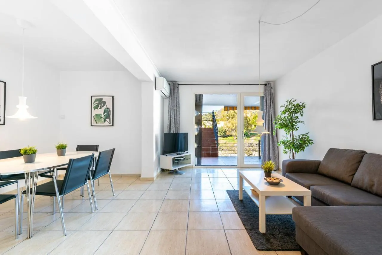 Casa Torremuelle I - 2-Bedroom Holiday Home With Pool, Bbq & Terrace 0*, Benalmadena Spain